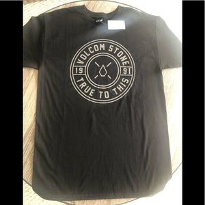 Men’s Volcom brand T-shirt size medium